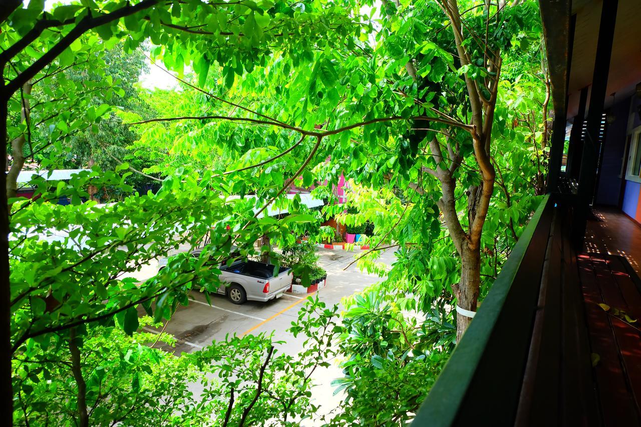 Rak Kun Resort 2 Nakhon Sawan Eksteriør billede