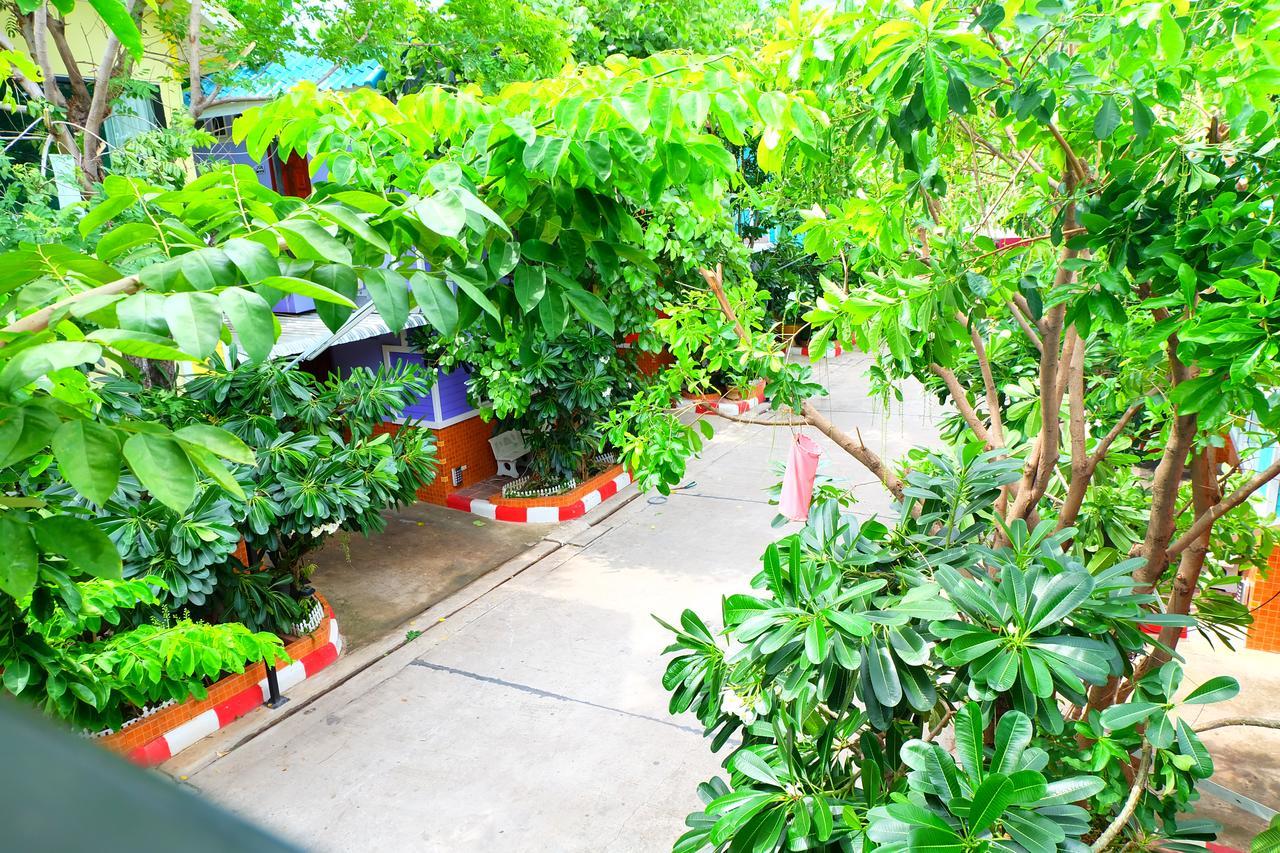 Rak Kun Resort 2 Nakhon Sawan Eksteriør billede