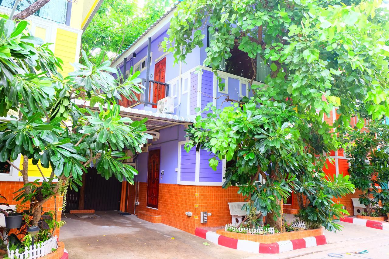 Rak Kun Resort 2 Nakhon Sawan Eksteriør billede